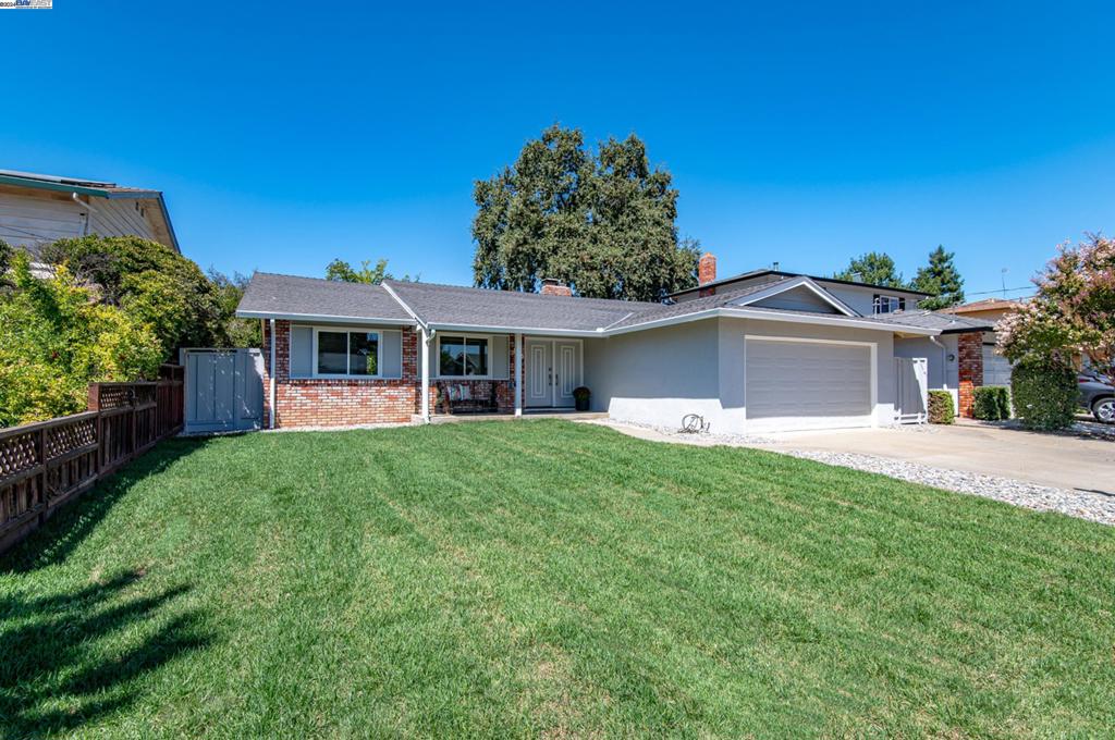 843 Wall St, Livermore, CA 94550