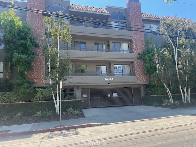 14844 Dickens Street, #306, Sherman Oaks, CA 91403