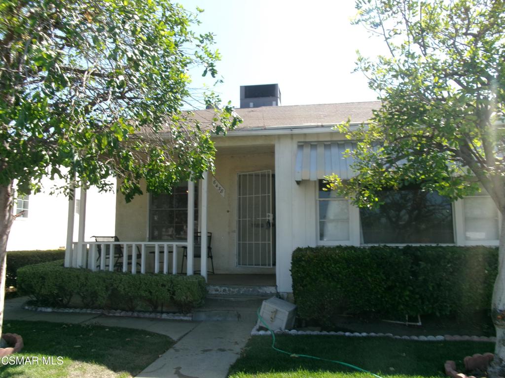 6438 Lindley Avenue, Reseda, CA 91335