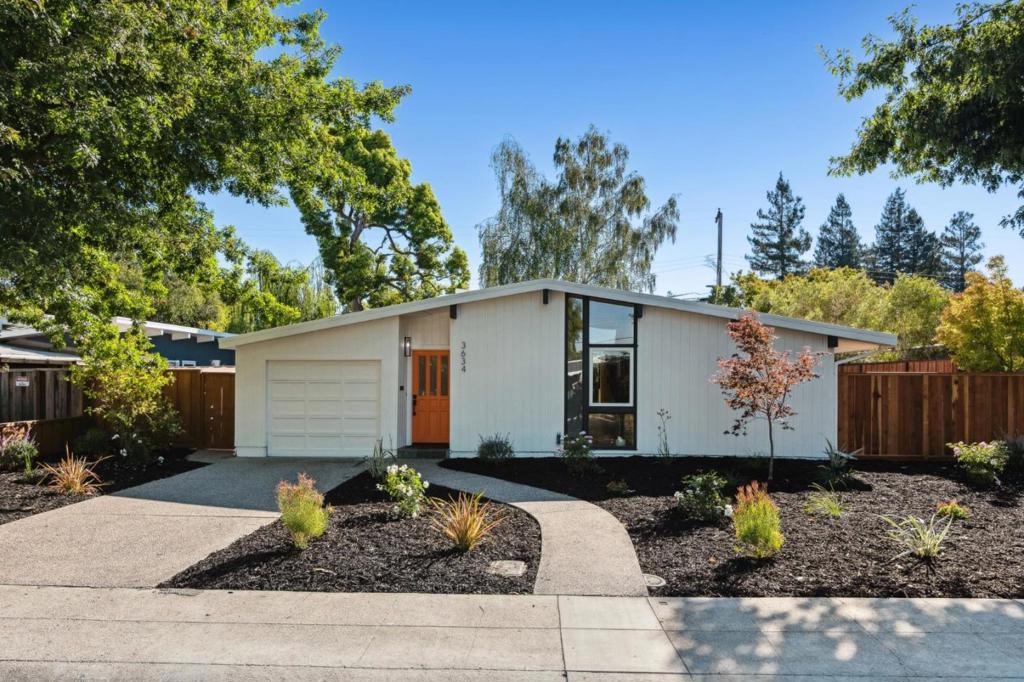 3634 South Court, Palo Alto, CA 94306