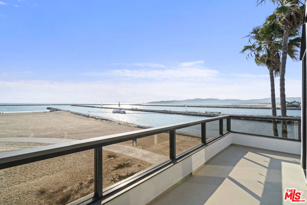 6201 Ocean Front Walk, #3, Playa Del Rey, CA 90293