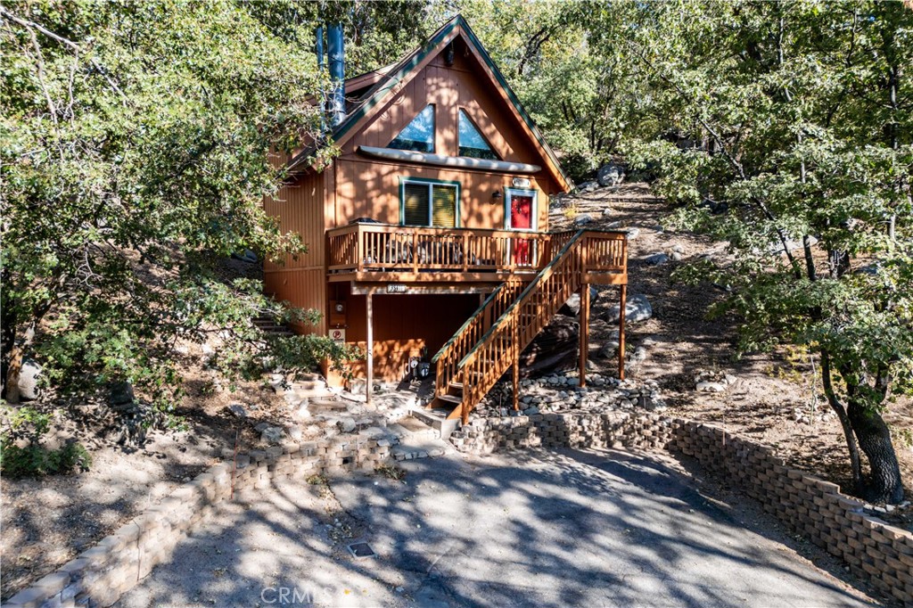 33411 Music Camp Road, Running Springs, CA 92382