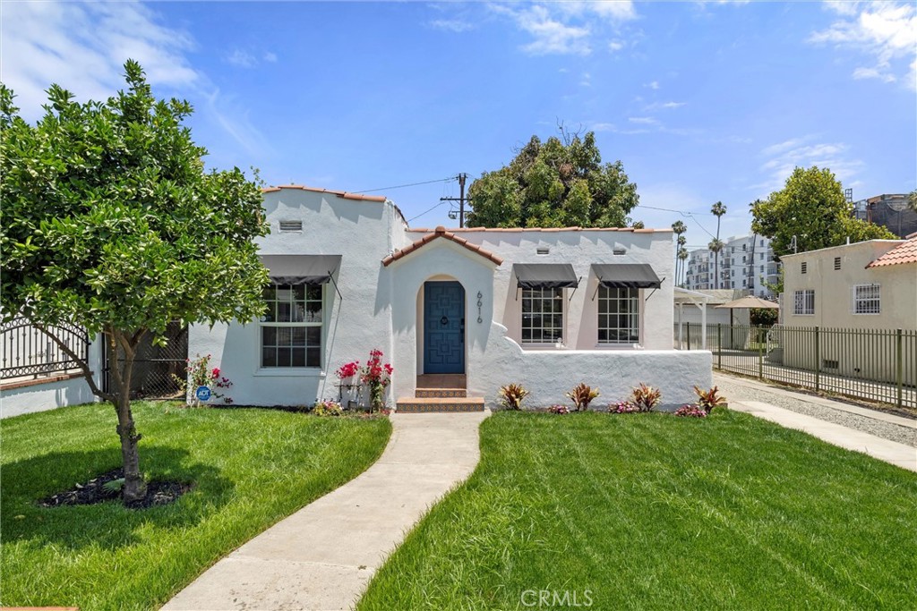 6616 Vesper Avenue, Van Nuys, CA 91405