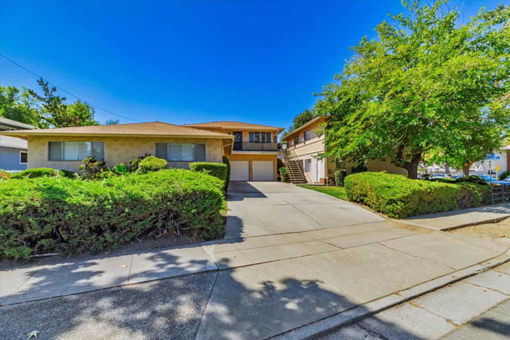 10337 Miller Avenue, Cupertino, CA 95014