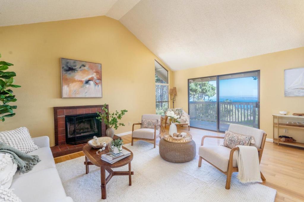 70 Forest Ridge Road, #3, Monterey, CA 93940