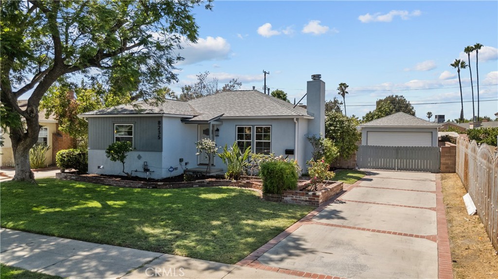 8235 Laurelgrove Avenue, North Hollywood, CA 91605