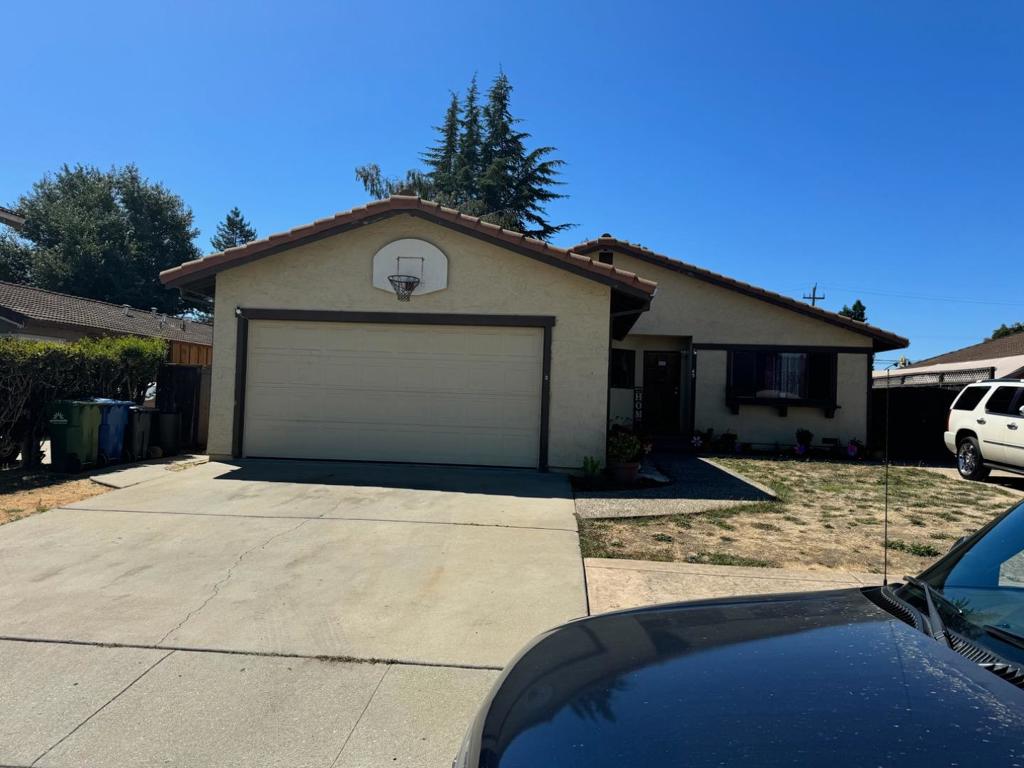 45 Cowles Road, Watsonville, CA 95076