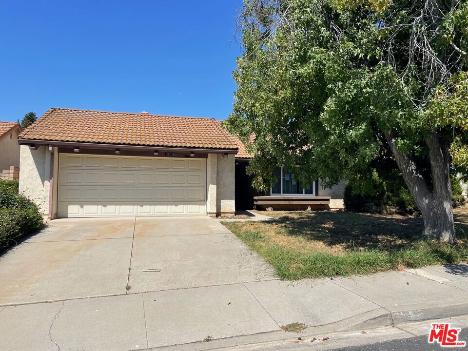 13183 Golondrina Street, Moorpark, CA 93021