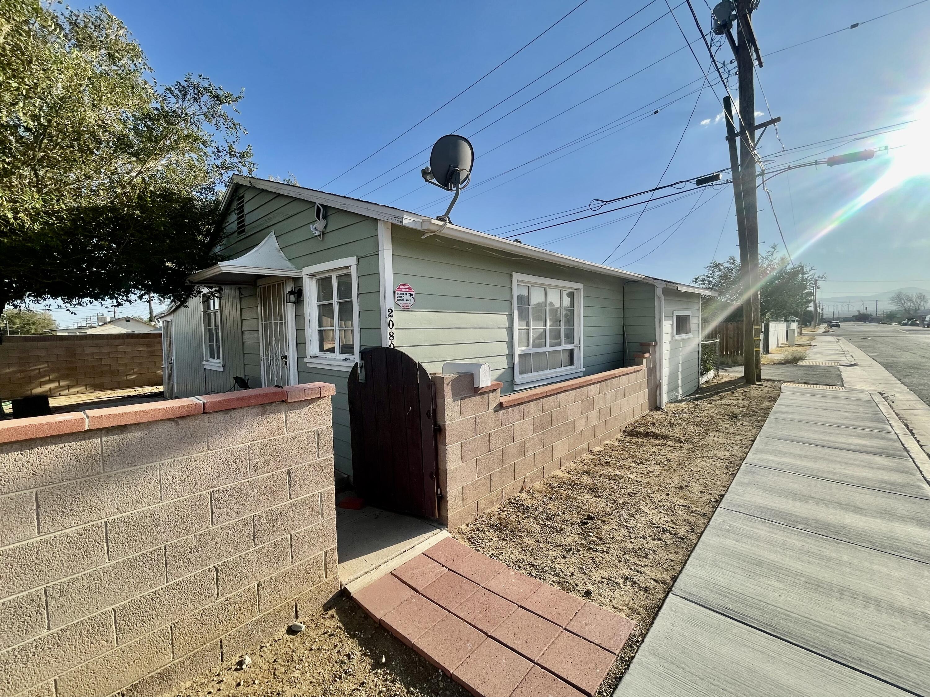 2080 Inyo Street, Mojave, CA 93501