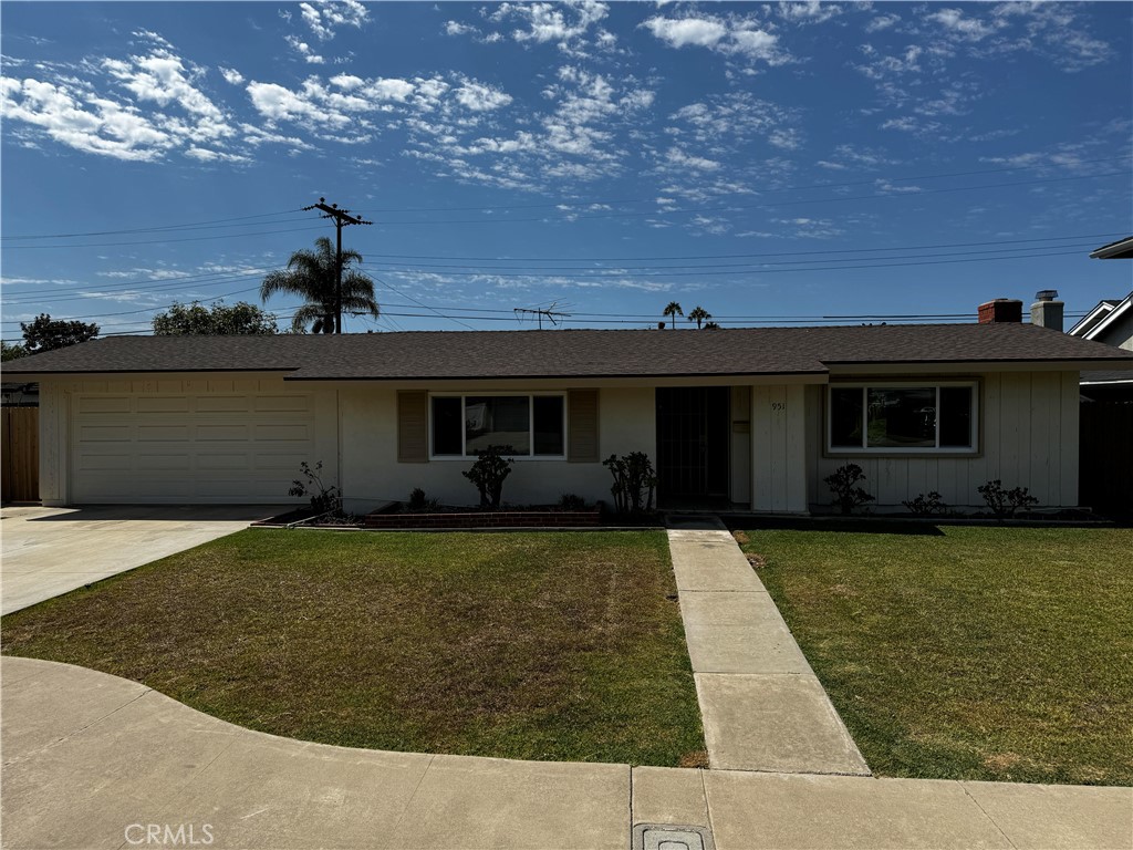 951 Magellan Street, Costa Mesa, CA 92626