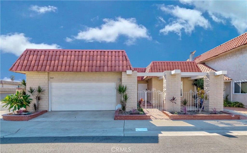 5445 Arrowhead Avenue, Buena Park, CA 90621