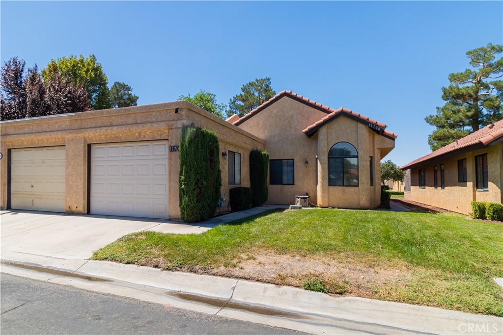 11700 Juniper Drive, Apple Valley, CA 92308