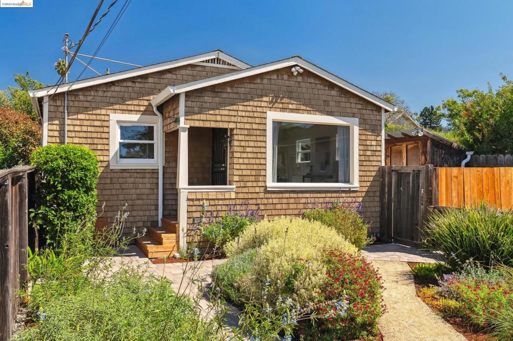 2428 Wilbur St, Oakland, CA 94602