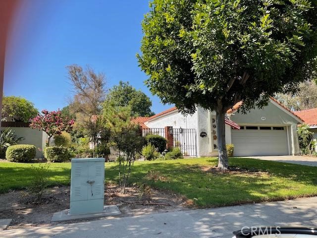 5419 Calle Carmenita, Laguna Woods, CA 92637