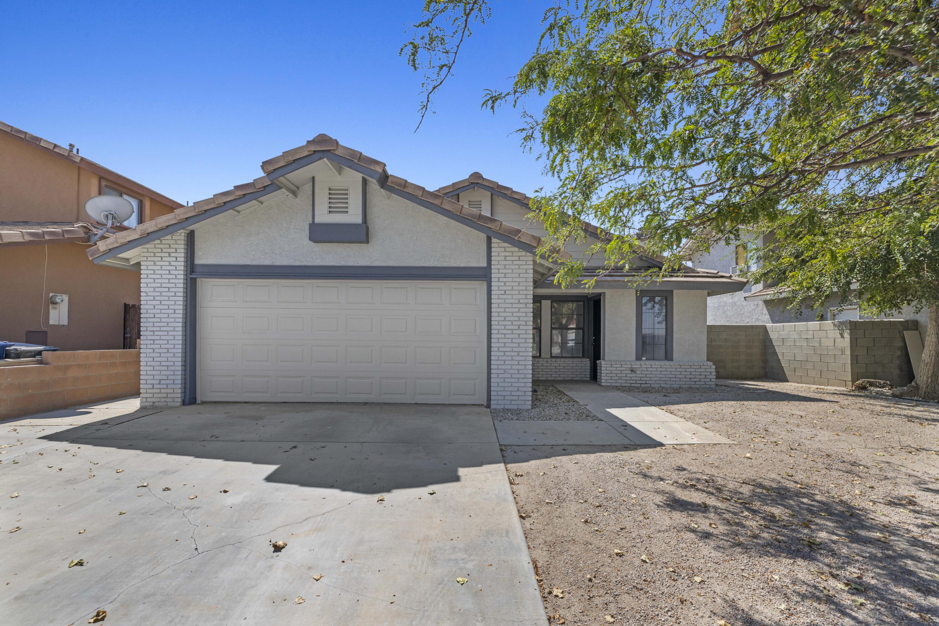 1270 W Ave H4, Lancaster, CA 93534