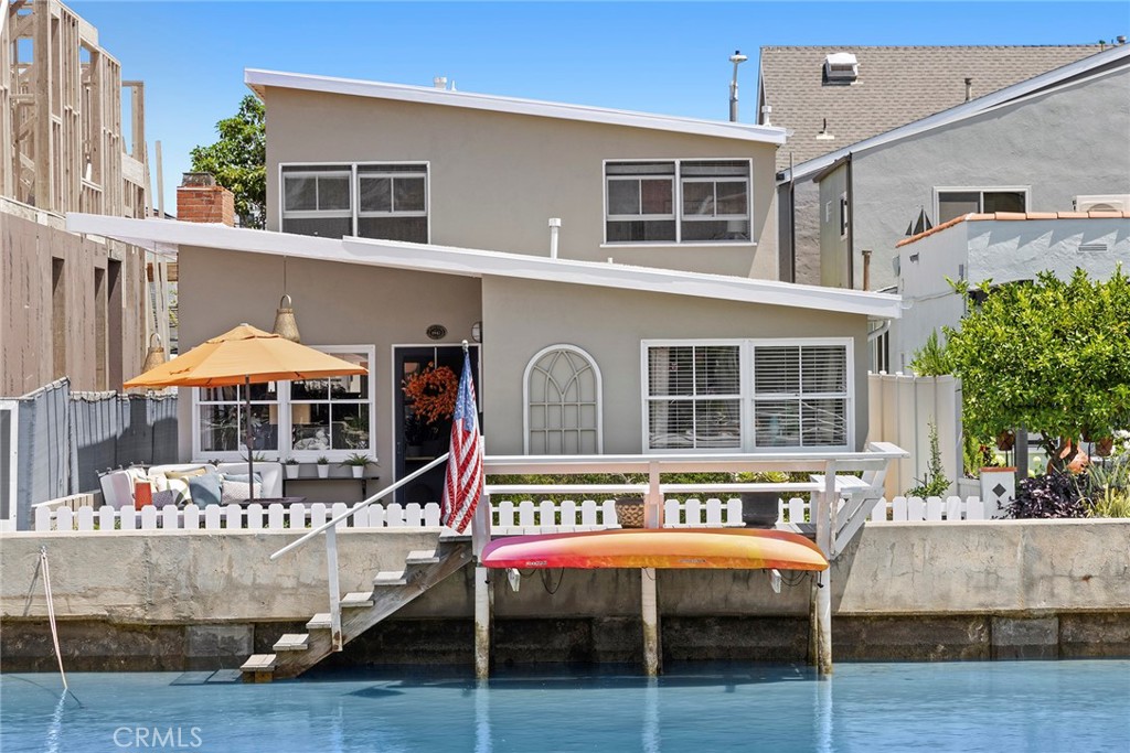 204 Grand Canal, Newport Beach, CA 92662