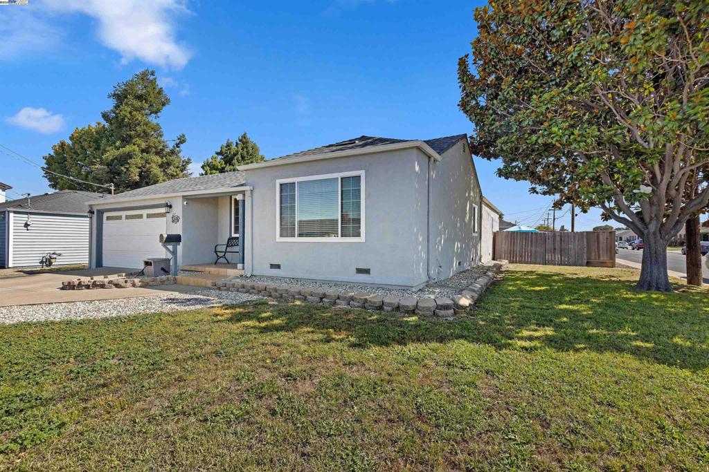 16108 Channel St, San Lorenzo, CA 94580