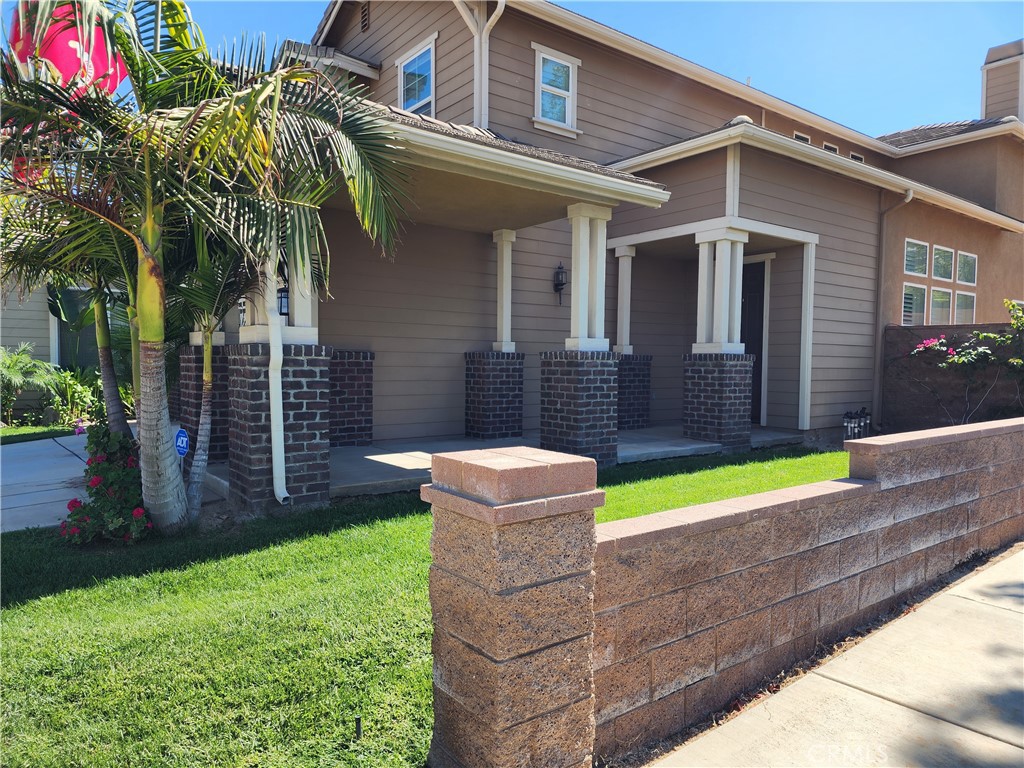 11209 Pinecone Street, Corona, CA 92883