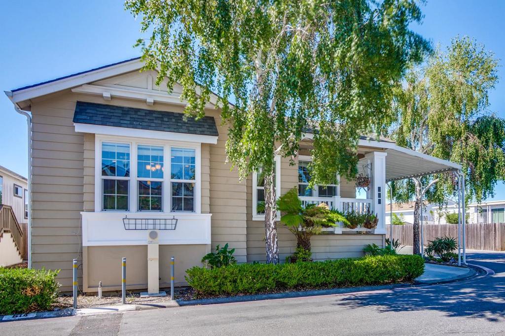 1085 Tasman Drive, Sunnyvale, CA 94089