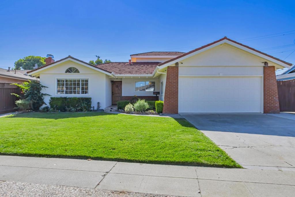 2425 Leigh Avenue, San Jose, CA 95124