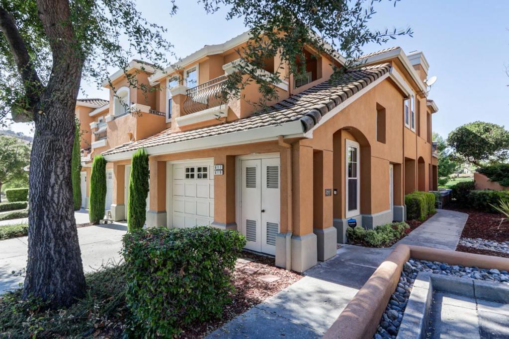 6119 Country Club Parkway, San Jose, CA 95138