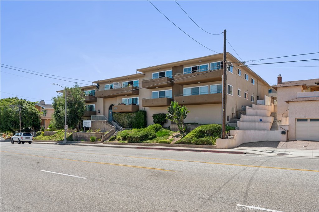 209 S Prospect Avenue, #211, Redondo Beach, CA 90277