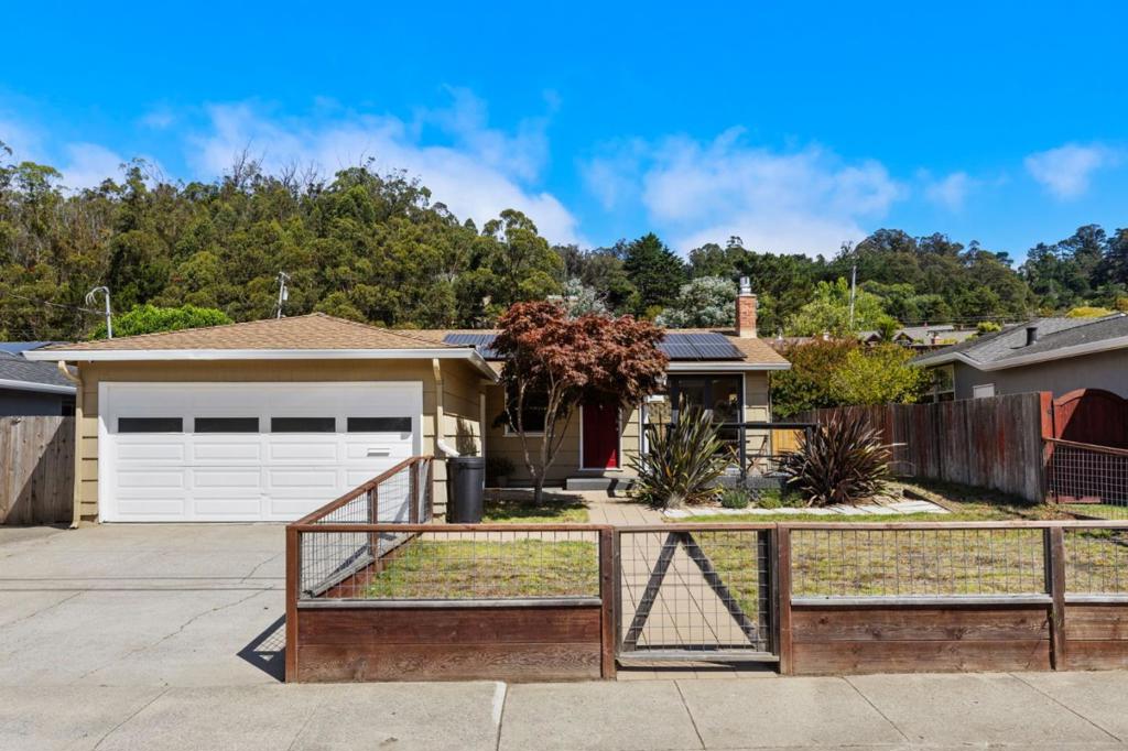 1455 Serra Drive, Pacifica, CA 94044