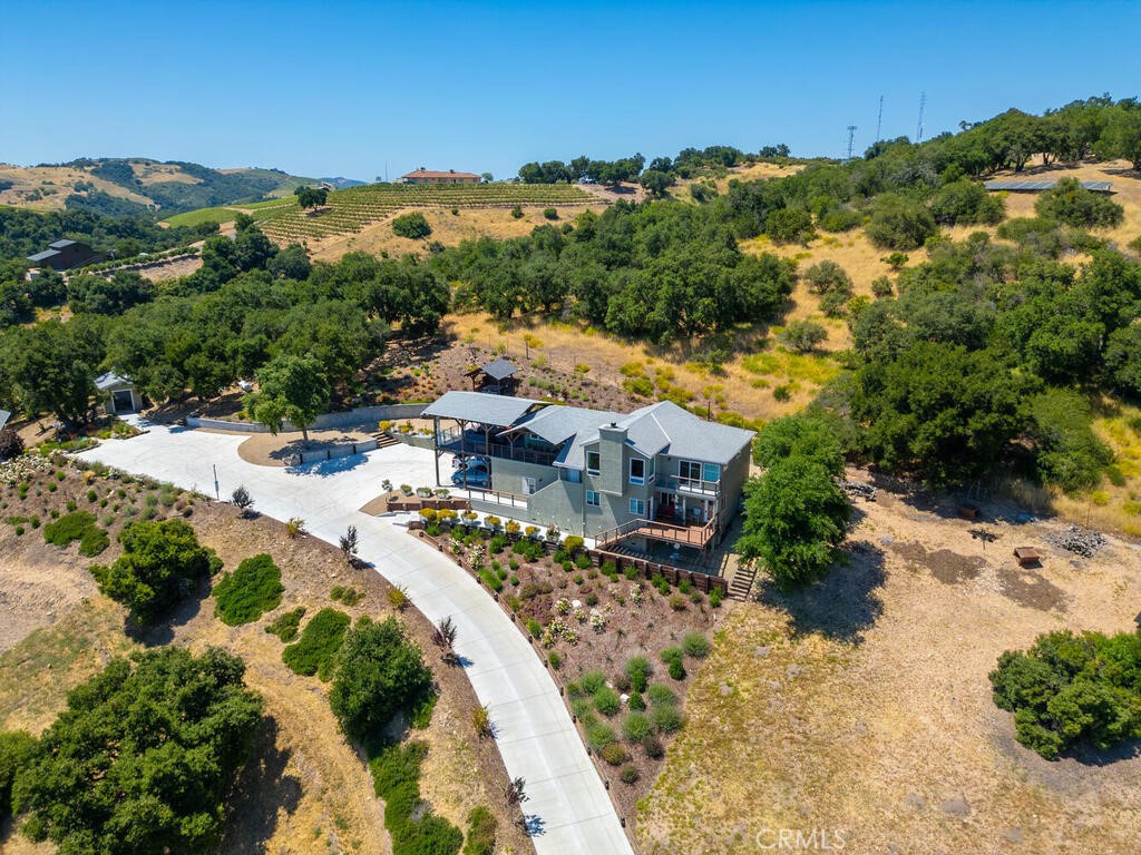 2372 Our Hill Lane, Paso Robles, CA 93446