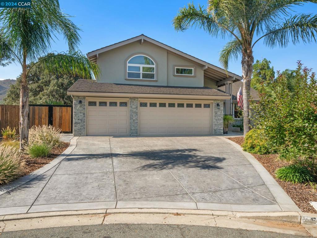 50 Mountaire Pl, Clayton, CA 94517