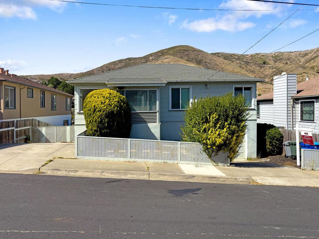 748 Larch Avenue, South San Francisco, CA 94080