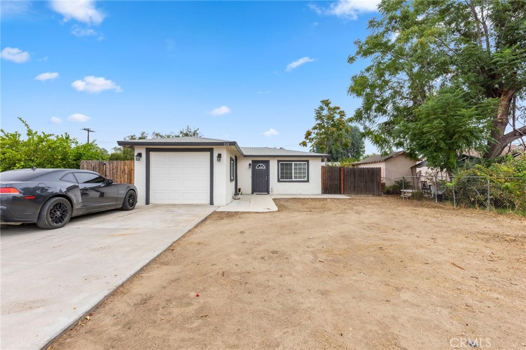 268 E 2Nd Street, Perris, CA 92570