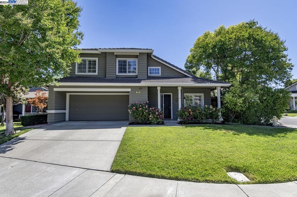 233 Trenton Cir, Pleasanton, CA 94566