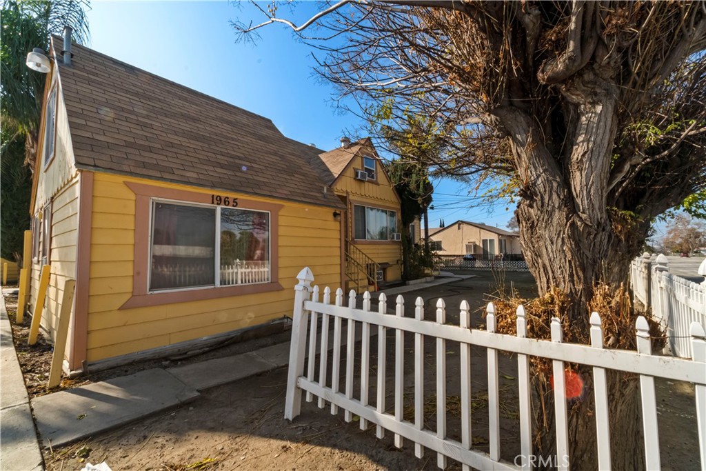 1965 E San Bernardino Avenue | Similar Property Thumbnail