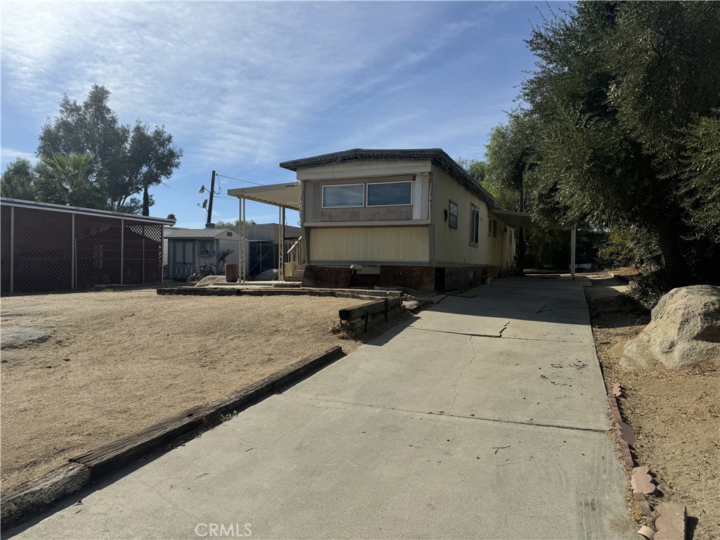 640 Apache Road, Perris, CA 92570