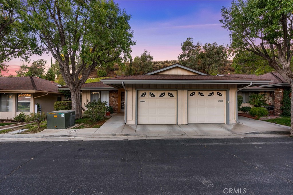 19400 Flowers Court, Newhall, CA 91321