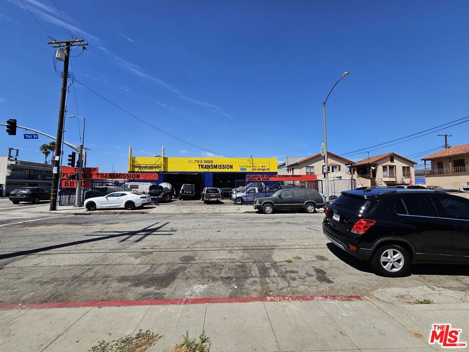 6836 Crenshaw Boulevard | Similar Property Thumbnail