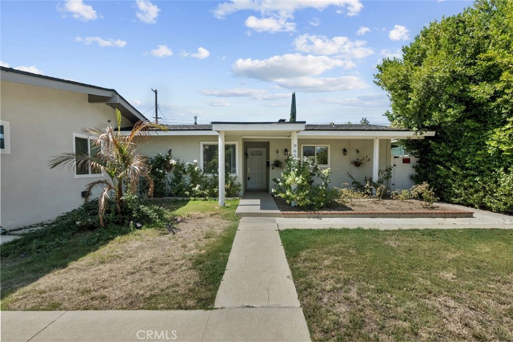 9651 Oso Avenue, Chatsworth, CA 91311