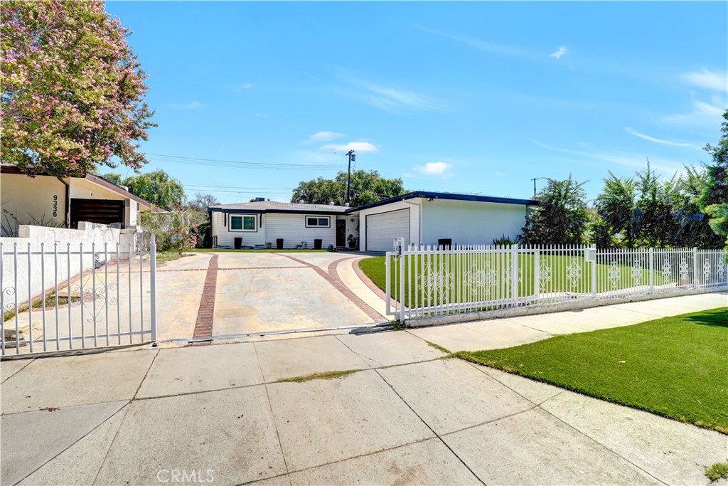 9330 Rhea Avenue, Northridge, CA 91324