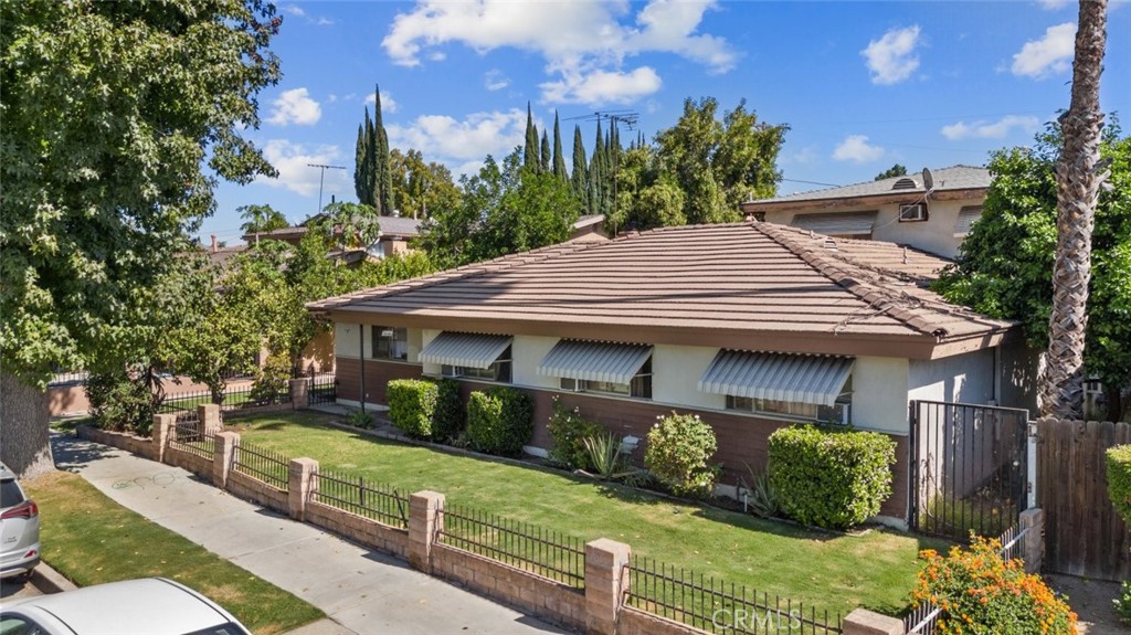 7614 Mason Avenue, Winnetka, CA 91306