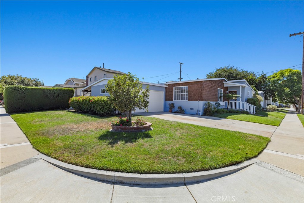 2260 W 237Th Street, Torrance, CA 90501