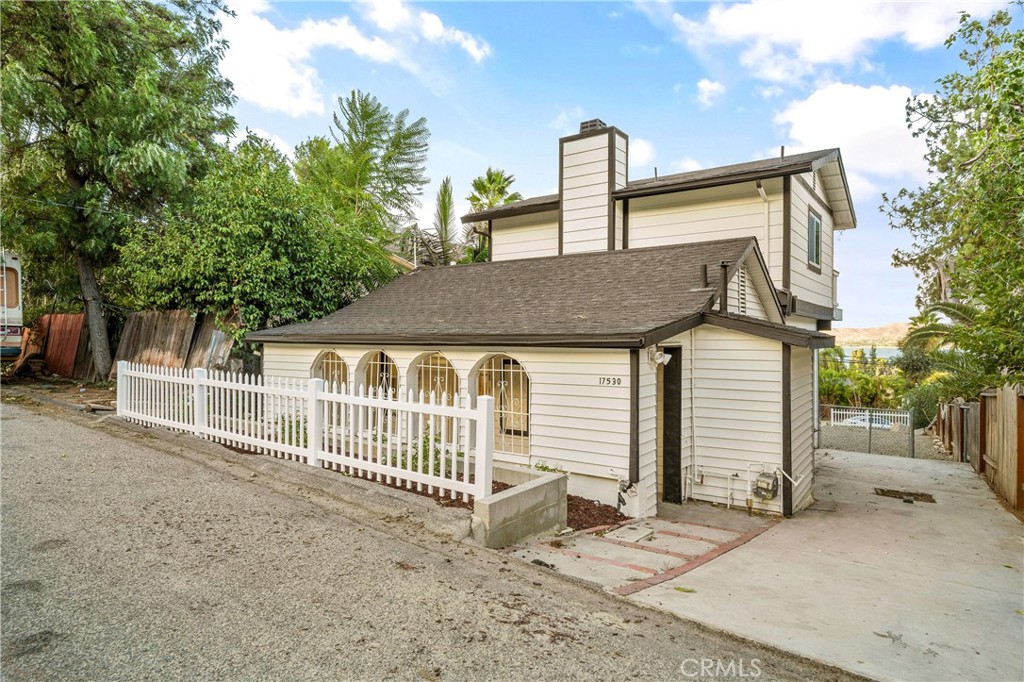 17530 Hayes Avenue | Similar Property Thumbnail