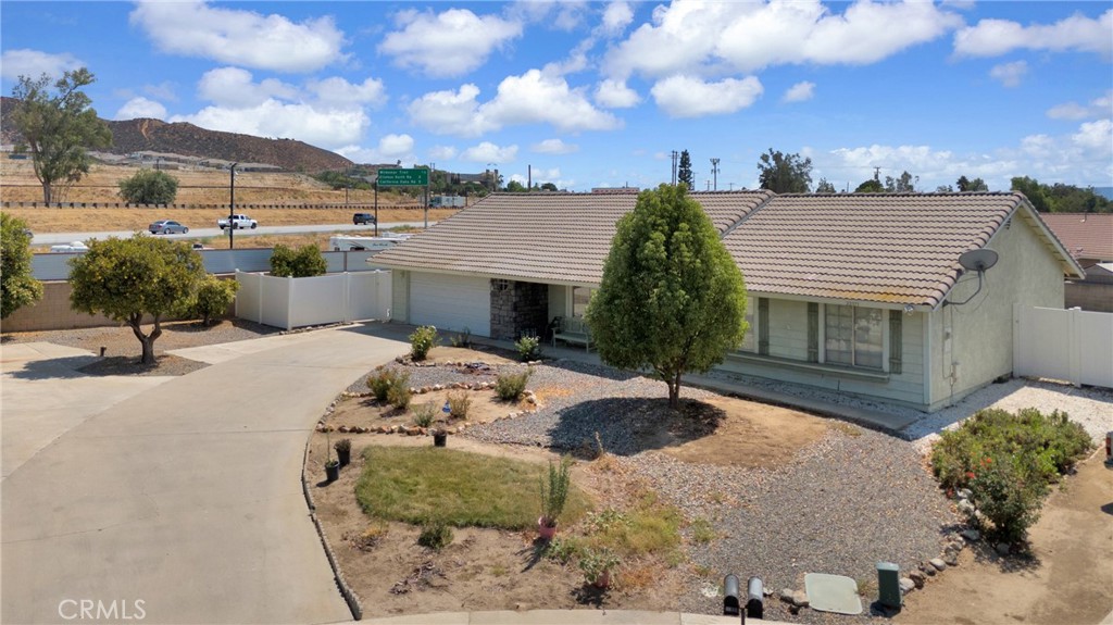 22371 Sequoia Circle, Wildomar, CA 92595