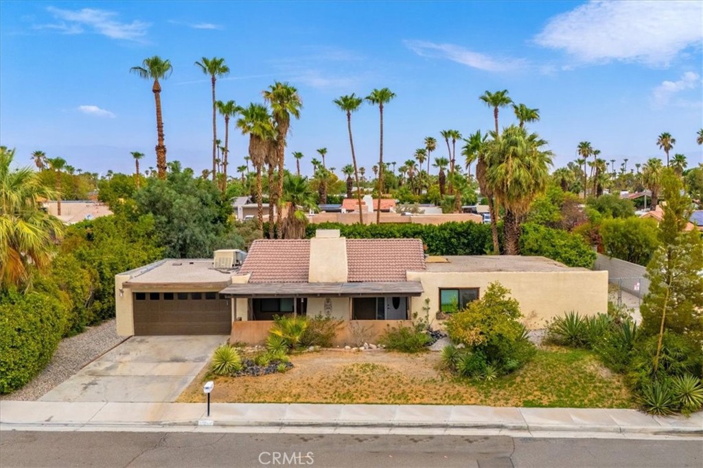 1106 E El Cid, Palm Springs, CA 92262