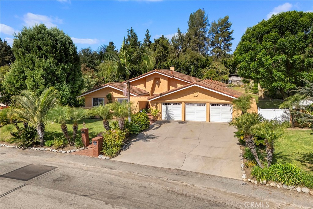 1821 Via Luna Drive, La Habra Heights, CA 90631