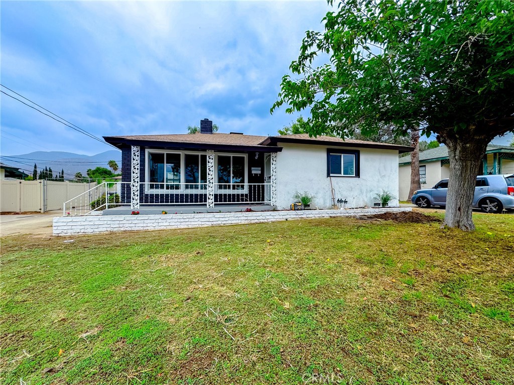 188 Glenfair Lane, San Bernardino, CA 92407