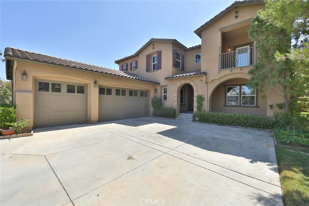 8815 Soothing Court, Corona, CA 92883