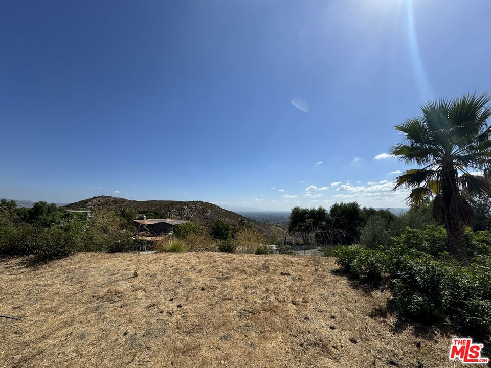 2 Stirrup Lane, Bell Canyon, CA 91307