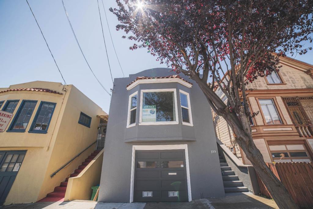 355 Raymond Avenue, San Francisco, CA 94134