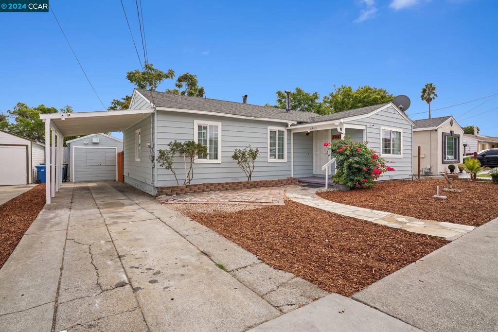 1943 Chestnut Ave, Antioch, CA 94509