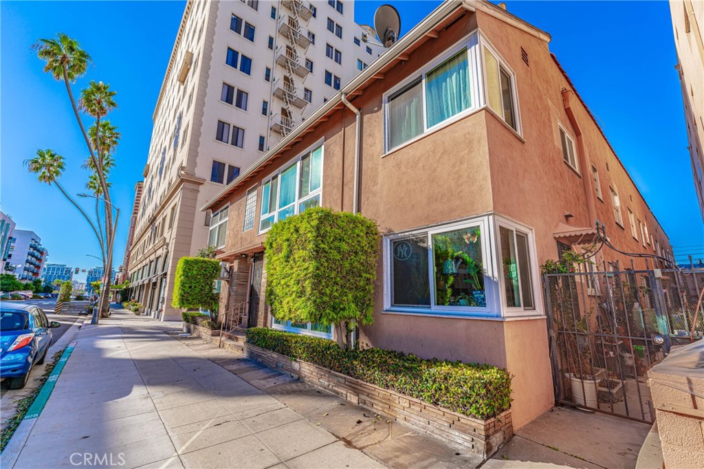 325 Cedar Avenue, #1, Long Beach, CA 90802